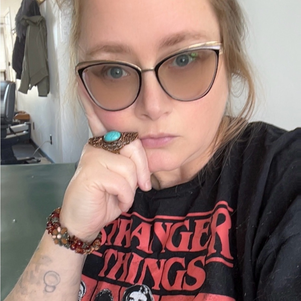 Meet your Posher, Kim